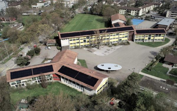 Herzogenmühle school building, Zurich