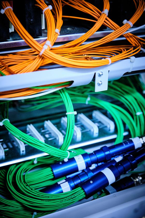 Fibre-optic connections in the University of Zurich’s data centre